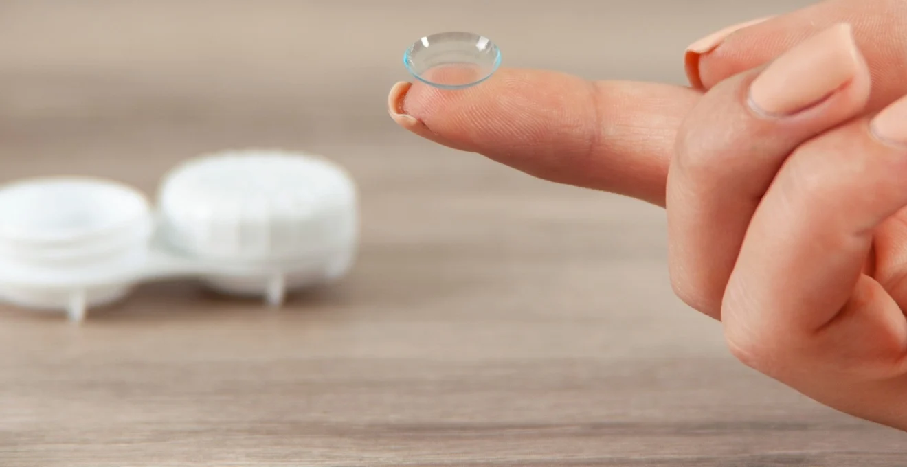 freshloock-des-lentilles-pensees-pour-ceux-qui-travaillent-longtemps-sur-ecran